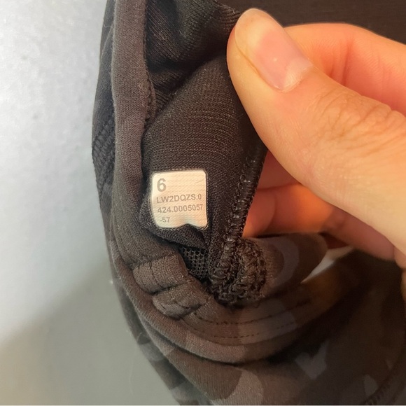 Lululemon Flow Y Nulu Bra *Light Support, A–C Cups
Intertwined Camo Deep Coal 6 - Picture 8 of 8